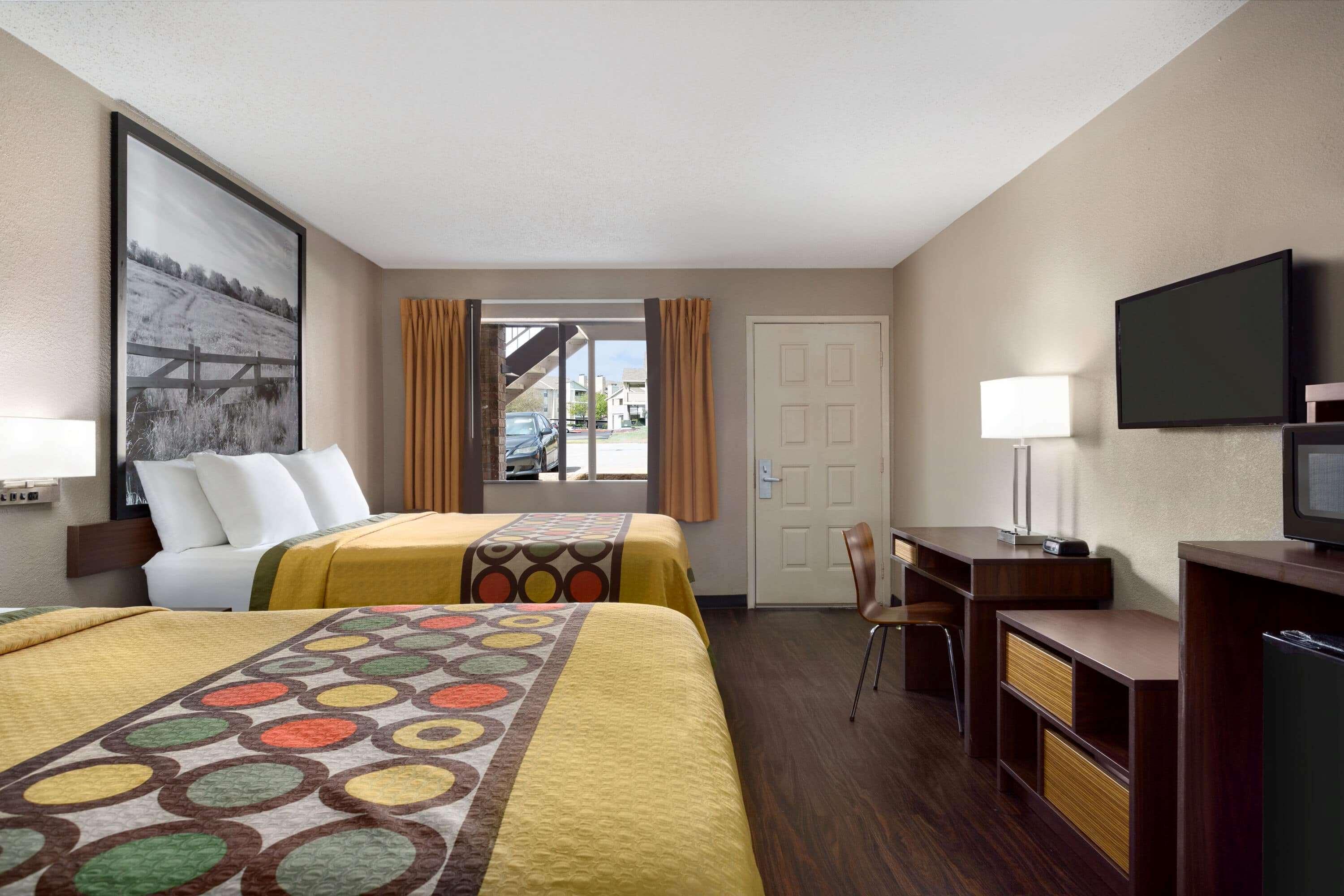 Super 8 By Wyndham Universal City Bagian luar foto