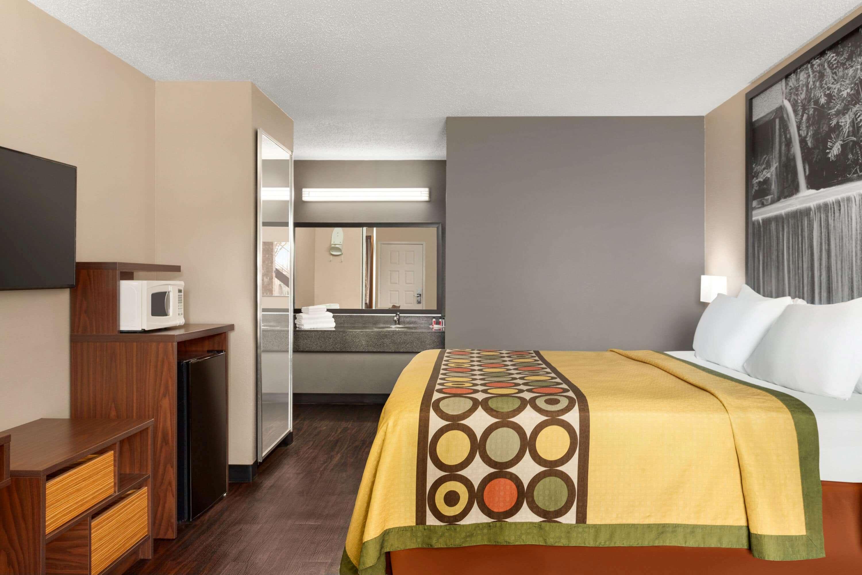 Super 8 By Wyndham Universal City Bagian luar foto